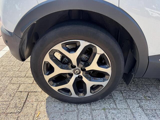 Renault CAPTUR 1.3 TCe 150pk EDC Version S+Panodak+Trekhaak!