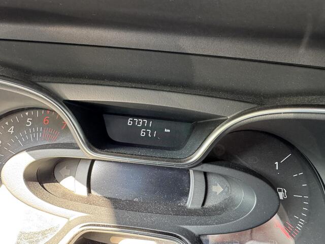 Renault CAPTUR 1.3 TCe 150pk EDC Version S+Panodak+Trekhaak!