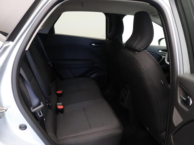 Renault CAPTUR 1.3 mild hybrid 140pk Evolution | 1500kg geremd | Navigatie | Lichtmetalen velgen | Apple Carplay/Android Auto