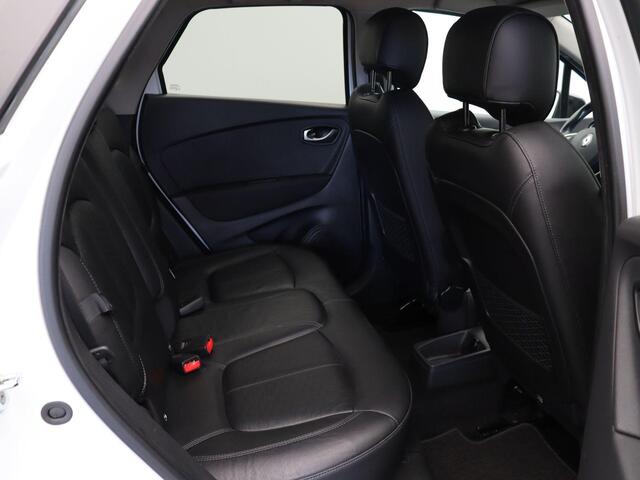 Renault CAPTUR 1.5 dCi Edition One | Trekhaak | Stoelverwarming | Navigatie | Lederen bekleding | Achteruitrijcamera | Cruise control | Climate control |