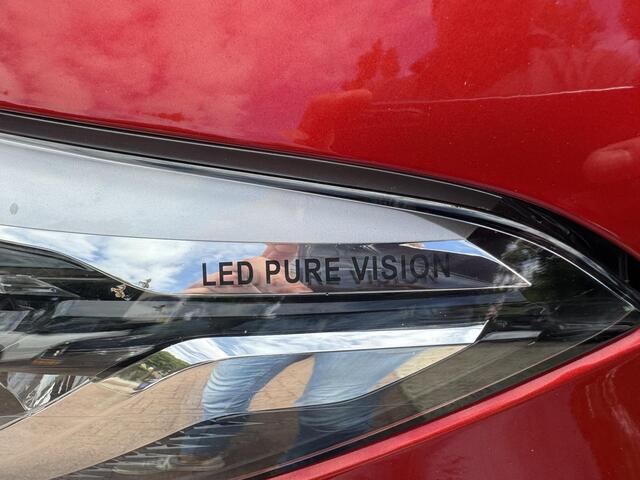 Renault CAPTUR 1.3 TCe 150pk EDC Intens+Trekhaak!!