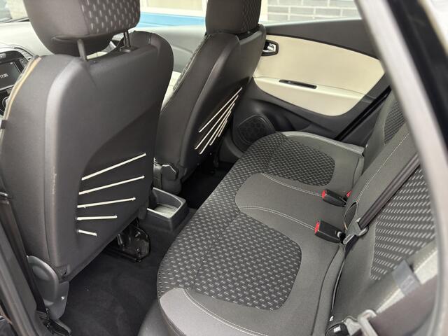 Renault CAPTUR 0.9 TCe Bose, navi, parkeerassist, trekhaak