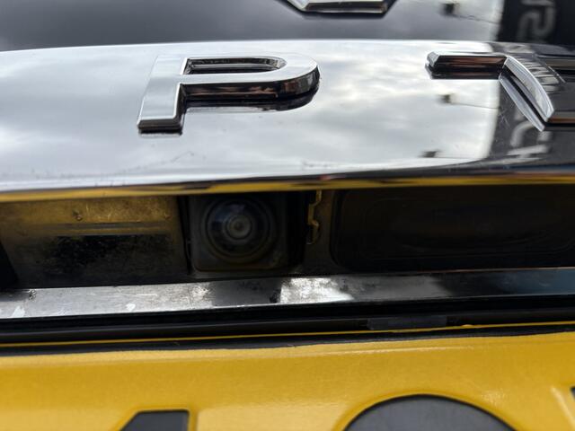 Renault CAPTUR 0.9 TCe Bose, navi, parkeerassist, trekhaak