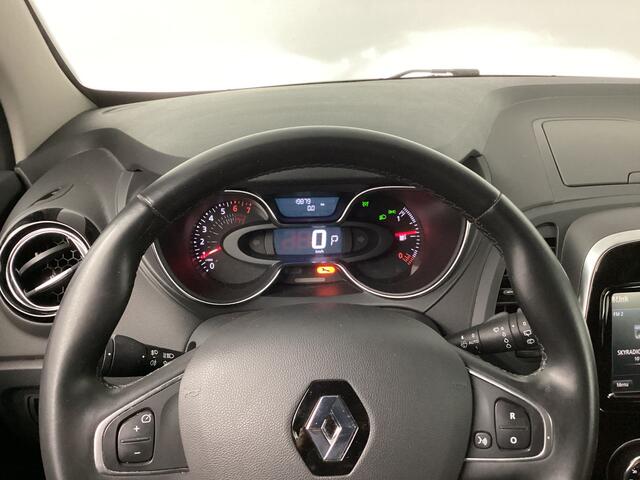 Renault CAPTUR 1.3 TCe Intens | Automaat | Trekhaak | Navi | Carplay |*