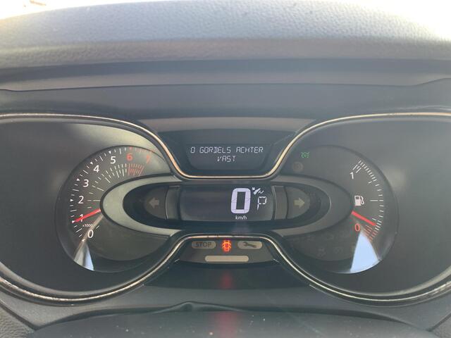 Renault CAPTUR 1.3 TCe Intens | version S | voor -en achteruitrijsensoren | Apple Carplay | trekhaak