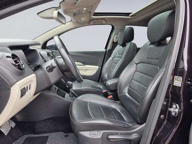 Renault CAPTUR 1.2 TCe Initiale Paris /Apple Carplay/Panodak/Camera/Parkeersens./Leder/Stoelverw./Cruise&Clima Contr./DAB+/(MET GARANTIE*)