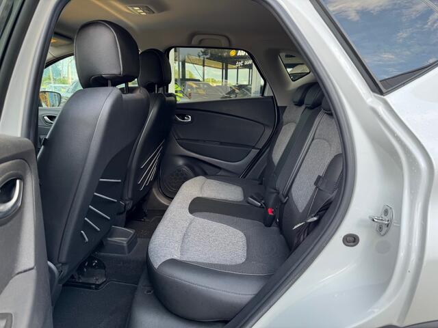 Renault CAPTUR 1.3 TCe 150pk Intens - navi - camera