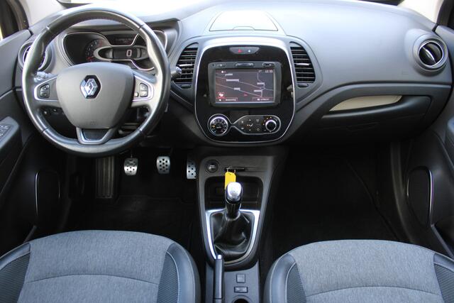 Renault CAPTUR 0.9 TCe Intens 1/2 LEDER ECC TREKHAAK NAVI