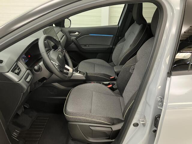Renault CAPTUR 1.8 E-Tech full hybrid 160 techno / Gris Rafale Black / Nieuw, Direct Leverbaar / 18 Inch Wielen / Apple CarPlay/Android Auto / Climate Control / Adaptive Cruise Control / Camera /