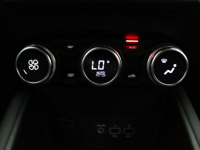 Renault CAPTUR 155pk TCe Initiale Paris Automaat 360° Camera | Adapt. Cruise | Navi | Parkeersens. v+a | Stoel-/stuurverw.