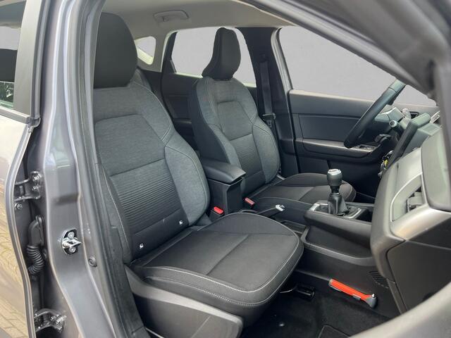 Renault CAPTUR 1.0 TCe 100 Zen CRUISE / KEYLESS / APPLE CARPLAY/ANDROID AUTO