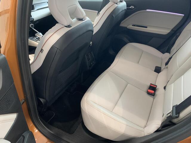 Renault CAPTUR 1.3 TCe 140 Initiale Paris PANORAMADAK | RONDOM ZICHT CAMERA | STOEL-EN STUURVERWARMING