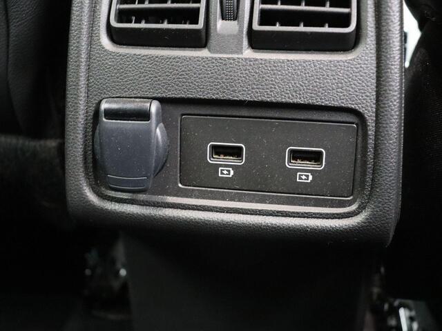 Renault CAPTUR 1.0 TCe 90 Techno | Parkeersensoren voor en achter | Achteruitrijcamera | Navigatie | Climate control | Cruise control |