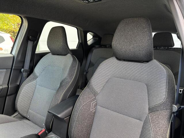 Renault CAPTUR 1.6 E-Tech full hybrid 145 techno