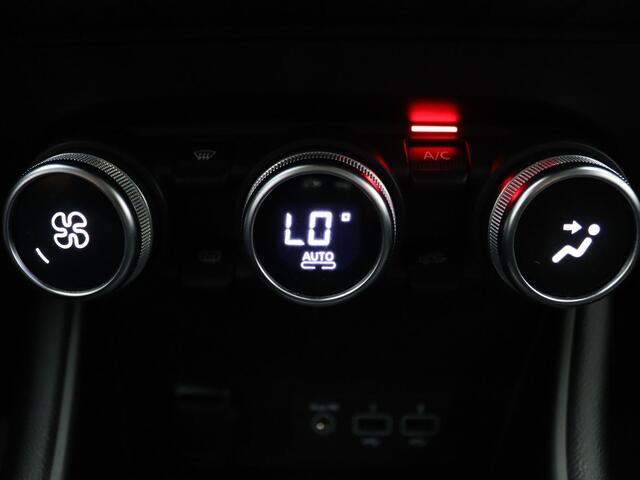 Renault CAPTUR 100pk TCe Intens Camera | Cruise | Navi | Parkeersens. v+a | Trekhaak