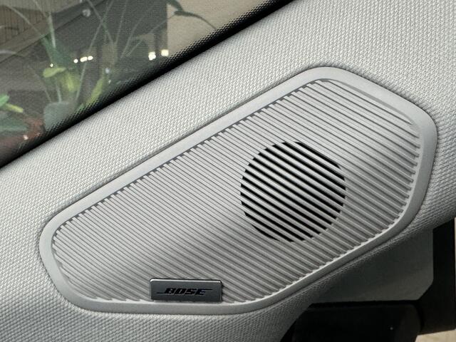 Renault CAPTUR 1.6 E-Tech Plug-in Hybrid 160pk Edition One Groot 9,3 inch Navi, 18 inch, Bose, 360 camera, stoelverwarming, 100% dealer onderhouden!