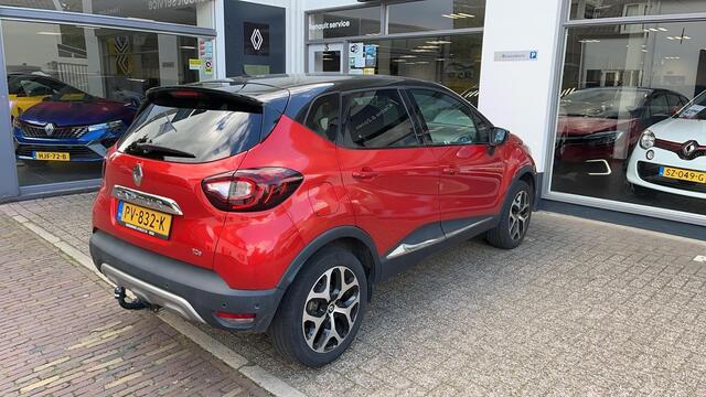 Renault CAPTUR TCe 90 Intens | Trekhaak | Premium kleur Rouge Flamme | Camera achter | 17 inch Lichtmetalen velgen | R-link navigatie |