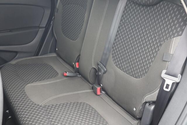 Renault CAPTUR 0.9 TCe Intens | Trekhaak | Cruise | Lichtmetaal