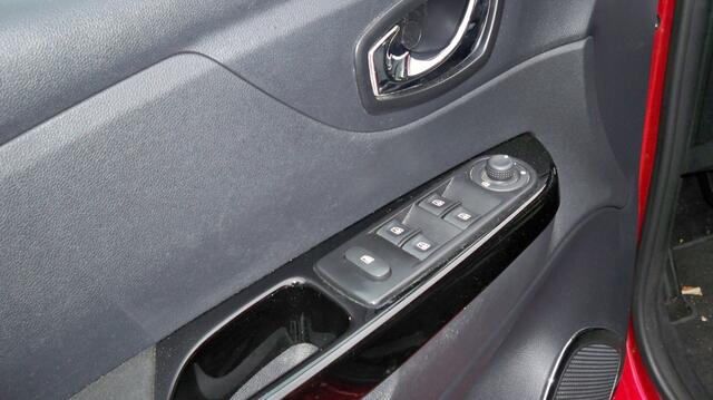 Renault CAPTUR 0.9 TCe Intens