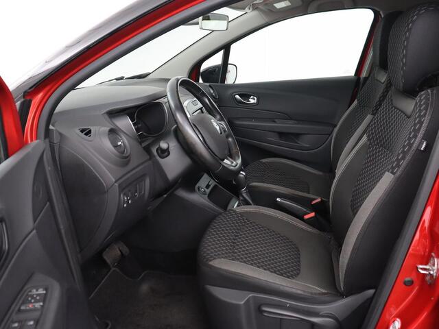 Renault CAPTUR 1.2 TCe Intens | Automaat | Cruise Control | Trekhaak | Camera | Navigatie | Climate Control | PDC