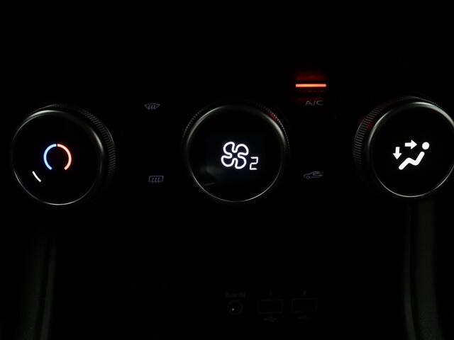 Renault CAPTUR 160pk E-Tech Plug-in Hybrid Business Automaat Camera | Cruise | Navi | Parkeersens. v+a