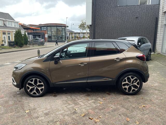 Renault CAPTUR 0.9 TCe Intens Panorama dak/Trekhaak/Navi/Camera.