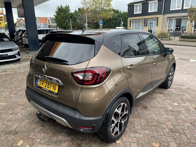 Renault CAPTUR 0.9 TCe Intens Panorama dak/Trekhaak/Navi/Camera.