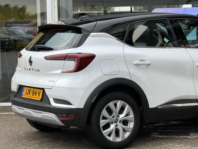Renault CAPTUR 1.6 E-Tech Plug-In Hybrid Intens | Glazen schuif-kantel dak | Stoel & stuur verwarming | Navi groot | DAB | Achteruitrijcamera | Climate Control | Key-less |