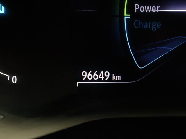 Renault CAPTUR 145pk E-Tech Hybrid Zen Automaat Camera | Climate | Cruise | Carplay | Parkeersens. v+a