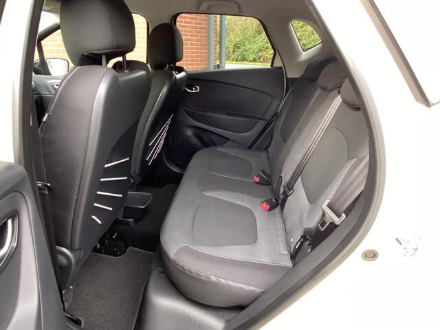 Renault CAPTUR 0.9 TCE DYNAMIQUE NAV CRUISE PDC CAMERA LMV DAB ECC BLUETOOTH