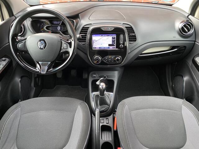 Renault CAPTUR 0.9 TCE DYNAMIQUE NAV CRUISE PDC CAMERA LMV DAB ECC BLUETOOTH