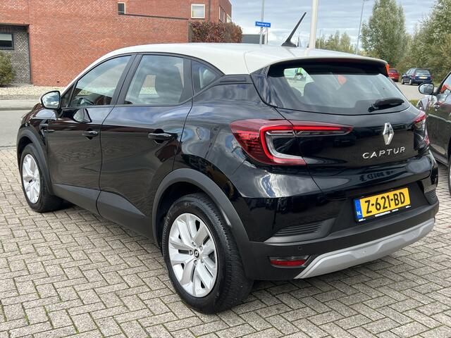 Renault CAPTUR 1.0 TCe 90 Equilibre Navigatie Stoelverwarming Parkeersensoren Apple Carplay Android Auto Cruise Control Airco Dab