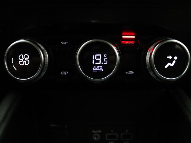 Renault CAPTUR E-Tech Plug-in Hybrid 160pk Intens Automaat Camera | Cruise | Navi | Parkeersens. v+a