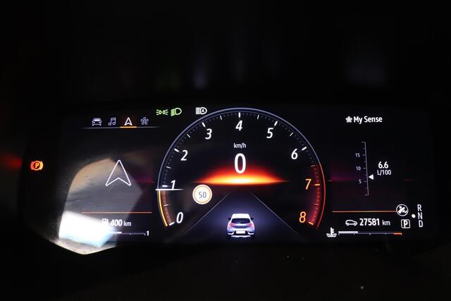 Renault CAPTUR 1.3 TCe 140 Initiale Paris | Lederen bekleding | 360° Camera | BOSE premium | LED koplampen | AppleCarplay AndroidAuto | Trekhaak |