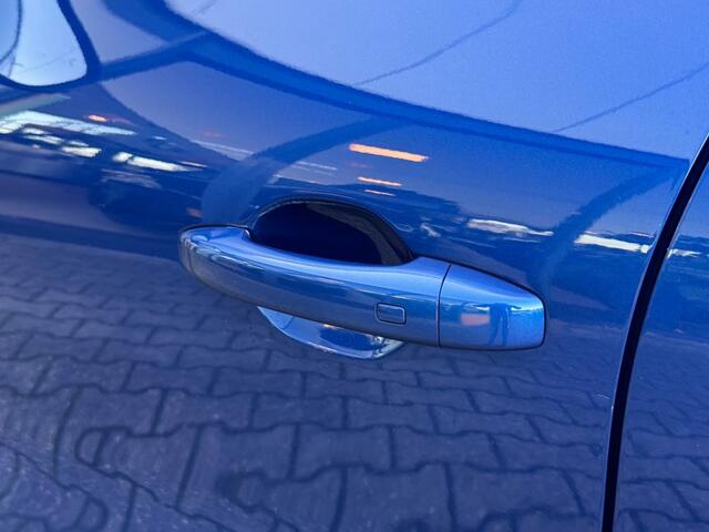 Renault CAPTUR 1.6 E-Tech Plug In - Edition One - Navi - camera - stoel+stuur verw.