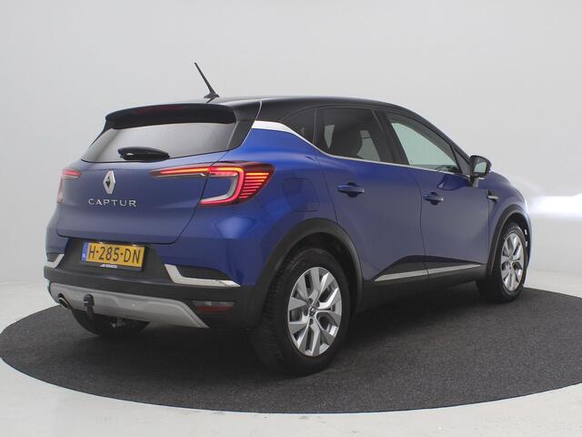 Renault CAPTUR 1.3 TCe 130 Intens / Dealeronderhouden / Trekhaak / 1200kg Trekgewicht / Achteruitrijcamera / Parkeersensoren / Apple Carplay / Navigatie / Cruise Control /
