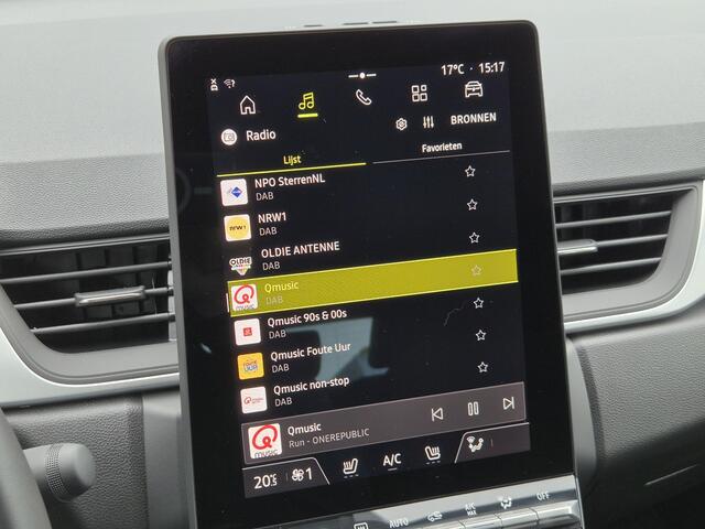 Renault CAPTUR 1.3 mild hybrid 160 Evolution Automaat / Achteruitrijcamera / Stoelverwarming / Apple Carplay & Android Auto / Cruise control / Climate control / Parkeersensoren /