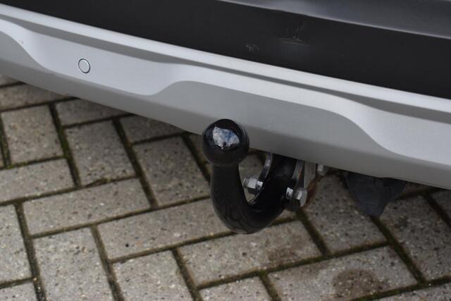 Renault CAPTUR E-Tech Plug-in Hybrid 160 PK Intens | AUTOMAAT | TREKHAAK | CAMERA | NAVI | CRUISE CONTROL | CLIMATE CONTROL | PDC | LMV