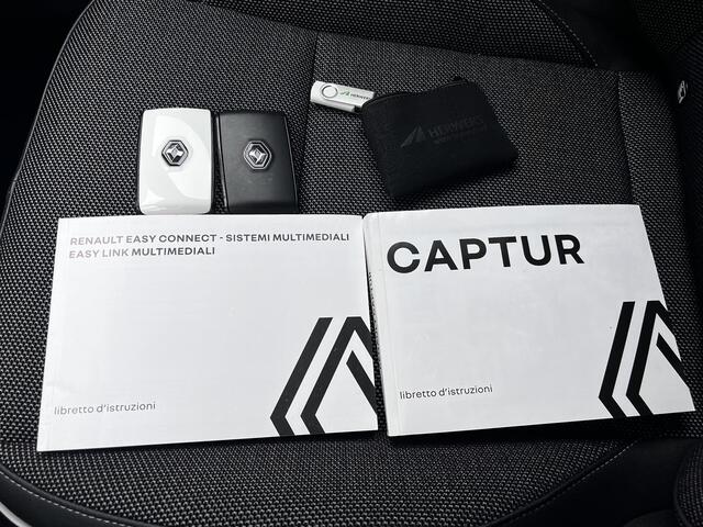 Renault CAPTUR 1.0 TCe 90 techno / Dealer onderhouden / Navigatie / Apple Carplay Android Auto / Achteruitrijcamera / All Season banden / 17" LM wielen /