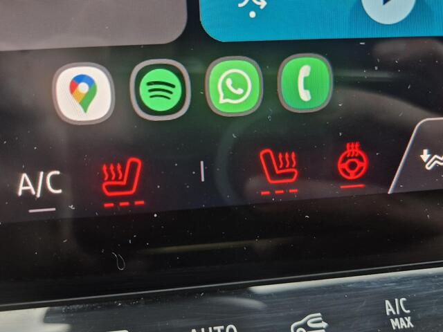 Renault CAPTUR 1.3 mild hybrid 160 techno Automaat / Allseason banden / Fabrieksgarantie tot 08-2026 / Pack winter / Pack Driving / Apple Carplay Android Auto / Trekgewicht 1200 kg / Adaptief CC / Draadloze telefoon lader /