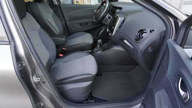 Renault CAPTUR 1.3 TCe 150PK Automaat Intens Pano.Dak Trekhaak 17inch LM Keyless LED H-Leder 91878km!
