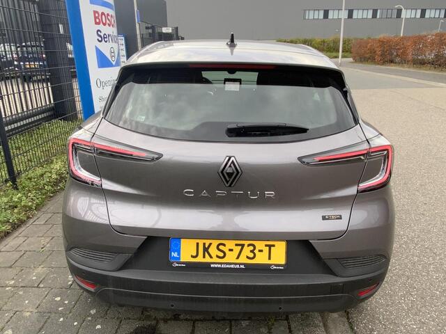 Renault CAPTUR 1.6 E-Tech full hybrid aut. 145 evolution met o.a. Google Maps navi, cruise, LED, digi tellers, etc.