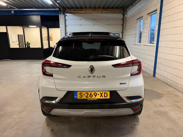 Renault CAPTUR 1.6 Plug-in Hybrid 160 Initiale 1 eig. leder
