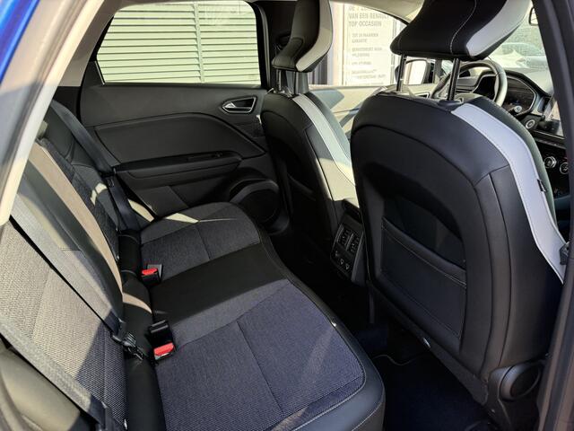 Renault CAPTUR Intens Tce 130 EDC automaat | trekhaak | camera | 18" velgen | tijdelijk gratis Top Afleverpakket twv Eur 695