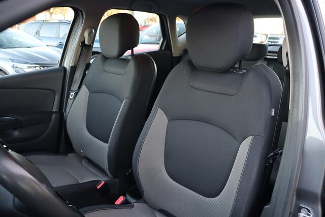 Renault CAPTUR 1.2 TCe Dynamique Automaat | Climate Control | Navigatie | Trekhaak | Parkeersensoren