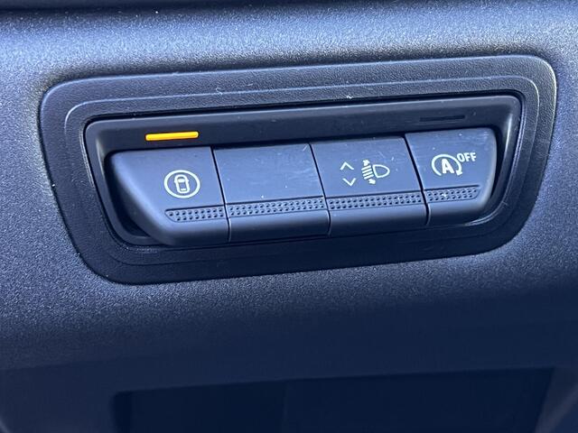 Renault CAPTUR Mild Hybrid 160 EDC Techno Automaat / Fabrieksgarantie tot 09-2026* / Navigatie groot scherm / Stuur- en stoelverwarming / Apple Carplay Android / 18" LM met All Season banden /