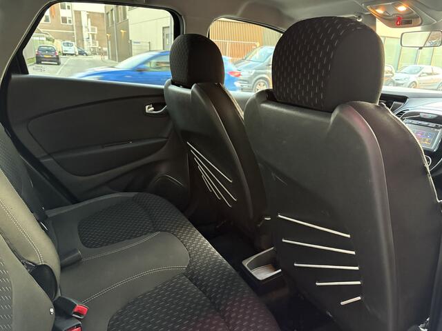 Renault CAPTUR 1.2 TCe Bose AUTOMAAT/CLIMA/CRUISE/CAMERA