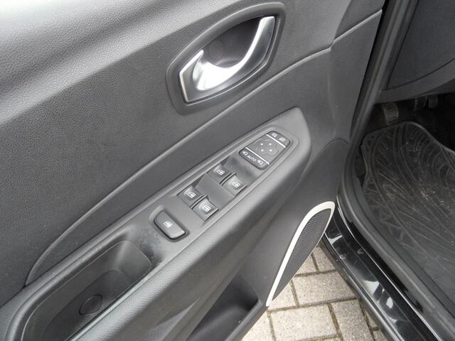 Renault CAPTUR 0.9 TCe Limited