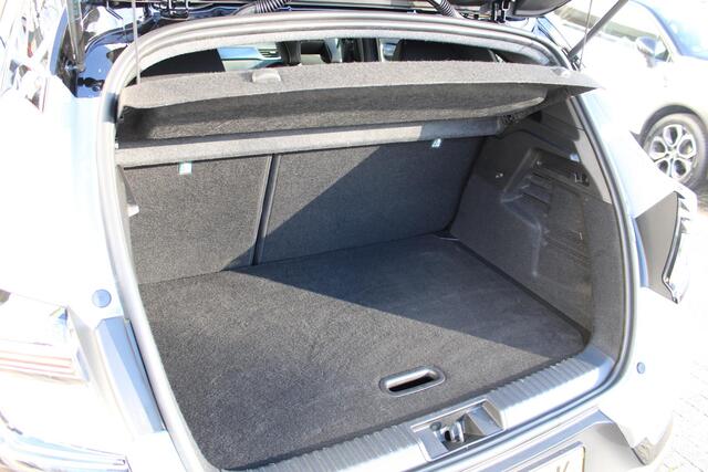 Renault CAPTUR 1.6 E-Tech full hybrid 145 esprit Alpine Automaat | Achterruitrij Camera | Navigatiesysteem | Dodehoek detectie | Adaptive cruise control