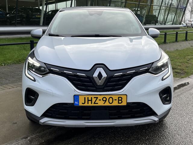 Renault CAPTUR 1.6 E-Tech Hybrid 145 PK Intens / Apple Carplay - Android Auto / Camera / PDC V+A / Keyless / 17'' LMV /